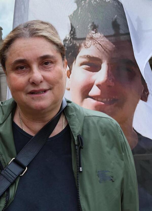 Il miracolo alla mamma di Acutis (che Papa Leone XIV far&agrave; santo): il dono dell&rsquo;ubiquit&agrave; su Corriere e La Stampa: due interviste in un giorno: dall&rsquo;infanzia &ldquo;nerd&rdquo; di Carlo ai suoi giocattoli e&hellip;