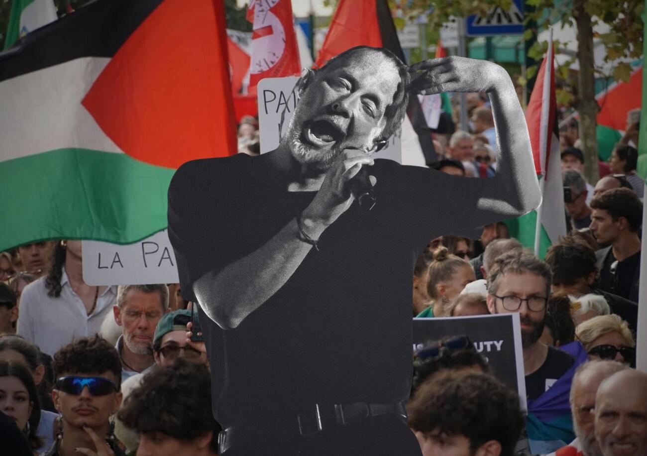 I Radiohead tornano in tour (anche in Italia), ma i pro-Pal sbottano: &ldquo;Silenzio complice sul genocidio. Quanti bambini dovranno morire?&rdquo; E Thom Yorke risponde: &ldquo;Non me ne frega un caz*o&rdquo;
