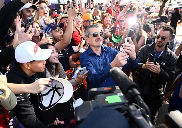 Gunther Steiner &egrave; planato in MotoGP comprando la Tech3 di Poncharal con battute a raffica, grandi ammiccamenti e una certezza: &ldquo;Con Liberty Media&hellip;&rdquo;