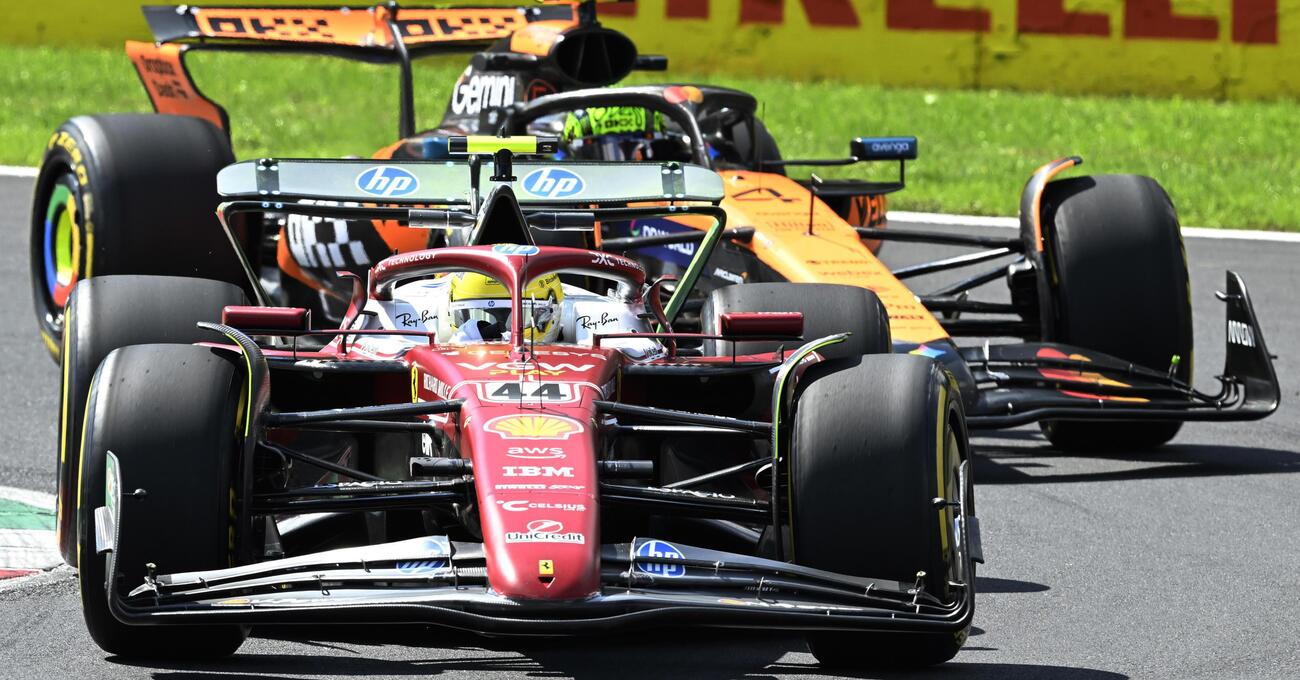 A Monza Kimi Antonelli sbaglia ancora, mentre la Ferrari reagisce e sogna con Hamilton e Leclerc. La McLaren invece&hellip;
