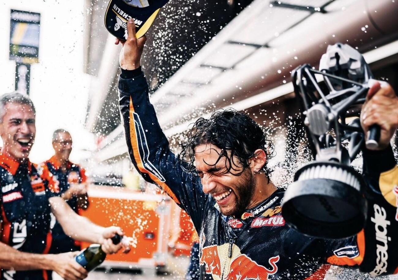 L&rsquo;uomo duttile, Enea Bastianini: a Barcellona ha reinventato la mentalit&agrave; dominante della MotoGP e accusato la festa &ldquo;fake&rdquo; dei Marquez. Cosa volete di pi&ugrave;?