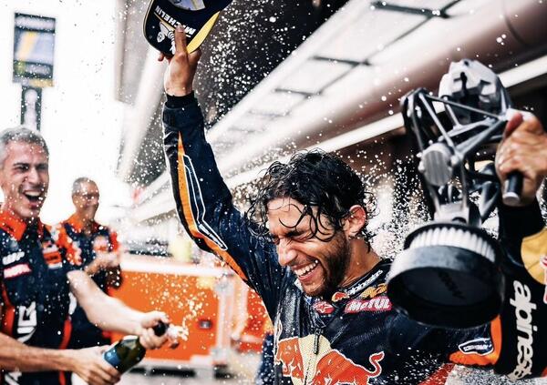 L&rsquo;uomo duttile, Enea Bastianini: a Barcellona ha reinventato la mentalit&agrave; dominante della MotoGP e accusato la festa &ldquo;fake&rdquo; dei Marquez. Cosa volete di pi&ugrave;?