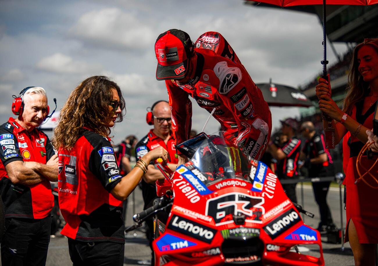 Cosa &egrave; successo a Pecco Bagnaia, veggente in confusione? Sapeva del 7&deg; posto, parla di &ldquo;magie della domenica&rdquo; e su Misano&hellip;