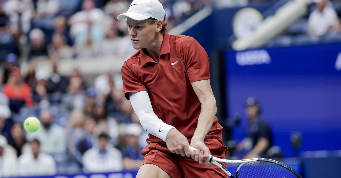 Altro che Sinner vs Alcaraz, vince sempre Rolex? Mollata la F1, gli orologi dominano il tennis tra sponsor e documentari spot. Ma perch&eacute; ospitare Trump dopo l&#039;incul*ta coi dazi?