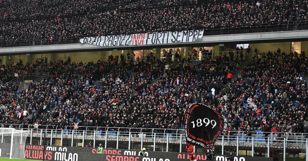 I Banditi della curva Sud all&rsquo;attacco per i biglietti di Udinese-Milan: &ldquo;Costano pi&ugrave; del doppio rispetto alle altre squadre&rdquo;. Ma allora gli ultras rossoneri come spiegano i rincari che stabilivano loro?
