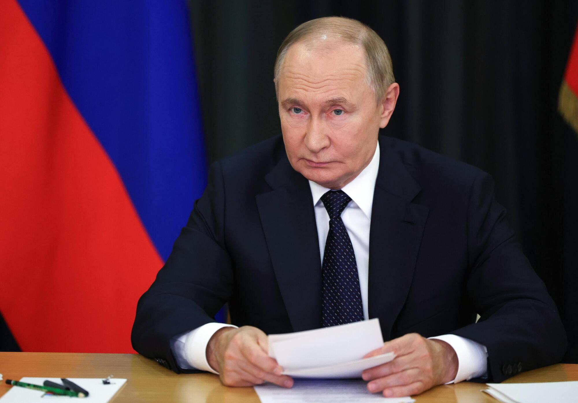 Putin in videochiamata con gli amici Brics