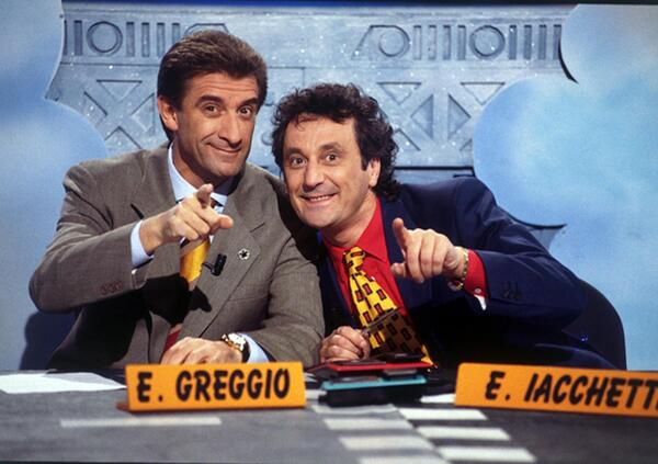 Striscia la Notizia lascia Canale 5? Il critico tv Simonelli: &quot;Se non &egrave; uno scherzo di Antonio Ricci &egrave; la fine di un&#039;era&quot;. Mediaset? &quot;Senza identit&agrave;&quot;. E su La Ruota della fortuna e Ok, il prezzo &egrave; giusto in Rai...