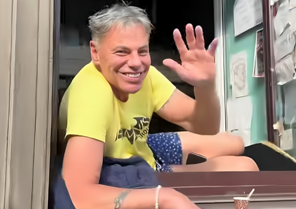 Clamoroso! Filippo Champagne su Davide Lacerenza ai domiciliari: &ldquo;Gli porto soldi e cibo dalla finestra&rdquo;. Ma il codice penale cosa dice? E sui debiti e il padre che gli ha tagliato i viveri&hellip;