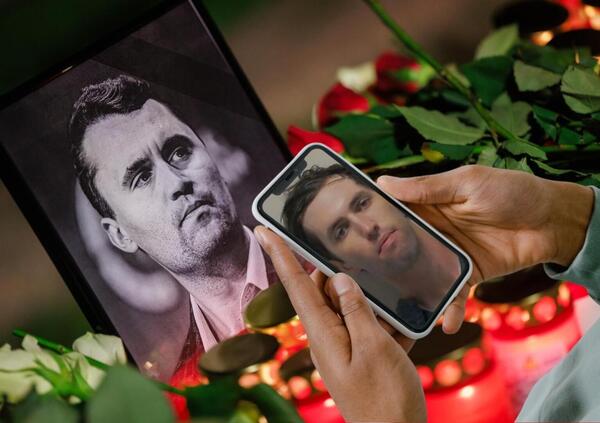 Chi &egrave; Tyler Robinson? Killer di Charlie Kirk e, con &ldquo;Bella ciao&rdquo;, ambasciatore della musica italiana nel mondo (o de La Casa di Carta?) [VIDEO]
