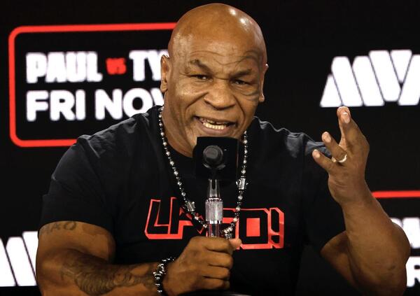 Ma cosa succede a Tyson? Prima di Canelo vs Crawford prende a pugni MrBeast, lo youtuber pi&ugrave; seguito del mondo. Ormai Iron Mike vuole solo la viralit&agrave; (in vista di Mayweather)?