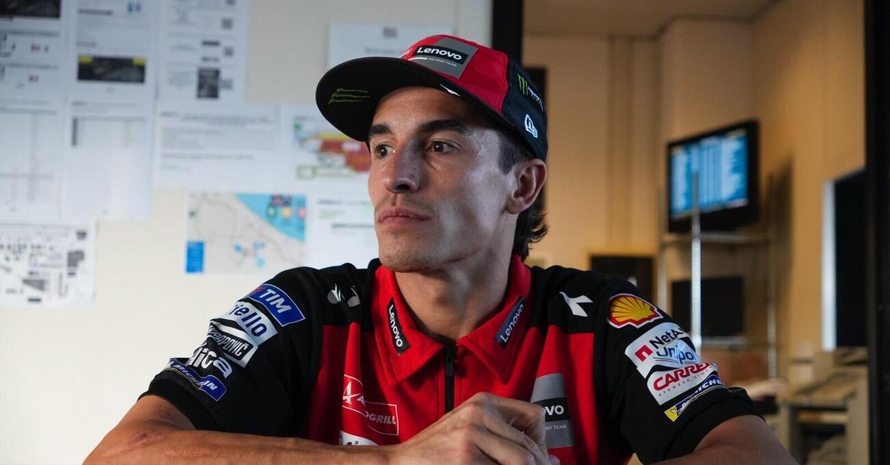 Marc Marquez nei test di Misano? Zero pressione (&ldquo;mi piacerebbe averla&rdquo;), il 2026 e il titolo a Motegi: &ldquo;Il mio corpo sente qualcosa&rdquo;