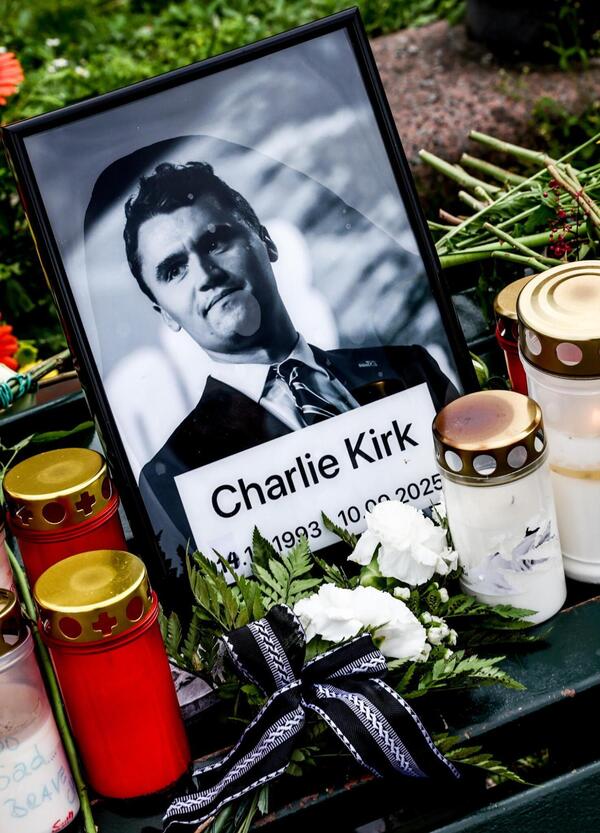 Omicidio di Charlie Kirk, colpa dei videogiochi? Non ditelo a Massimiliano Parente, che per MOW spara: &ldquo;Se Putin o Netanyahu giocassero alla Playstation...&rdquo;