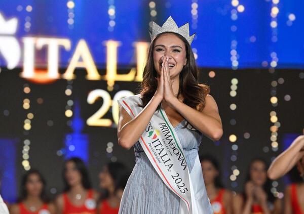 Ma l&#039;apparecchio ai denti di Miss Italia &egrave; sexy? No, molto di pi&ugrave;: Katia Buchicchio come Lolita di Nabokov, ma con un cognome un po&#039; sfortunato...