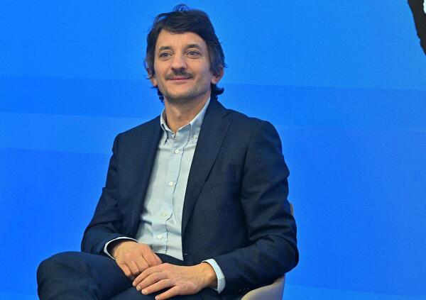 Ma &egrave; Rete 4 o La7? RealPolitik, nuovo talk di Tommaso Labate, &egrave; un grande no! Troppa politica e parole, ancora in cerca di un&#039;identit&agrave;...