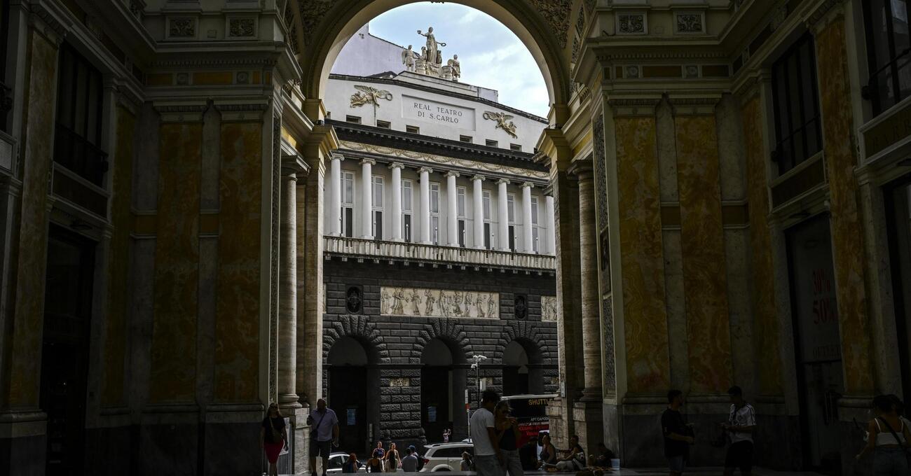Bomba al Teatro San Carlo, ecco il primo avviso di garanzia. Siamo gli unici a parlarne da mesi e ora la Procura di Napoli fa il salto di qualit&agrave;