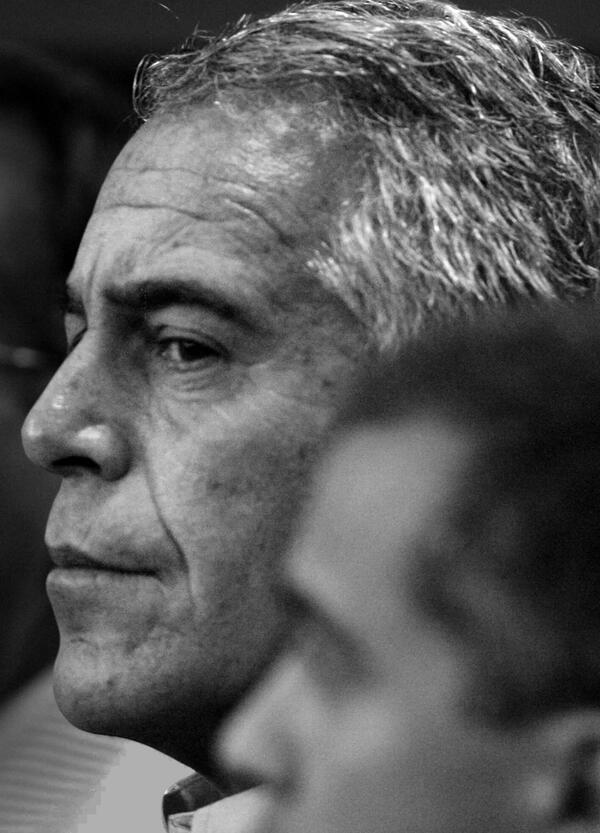 Il proprietario di un&rsquo;azienda automobilistica italiana &egrave; nei file dell&rsquo;Fbi su Jeffrey Epstein? Il suo nome compare nelle testimonianze delle vittime