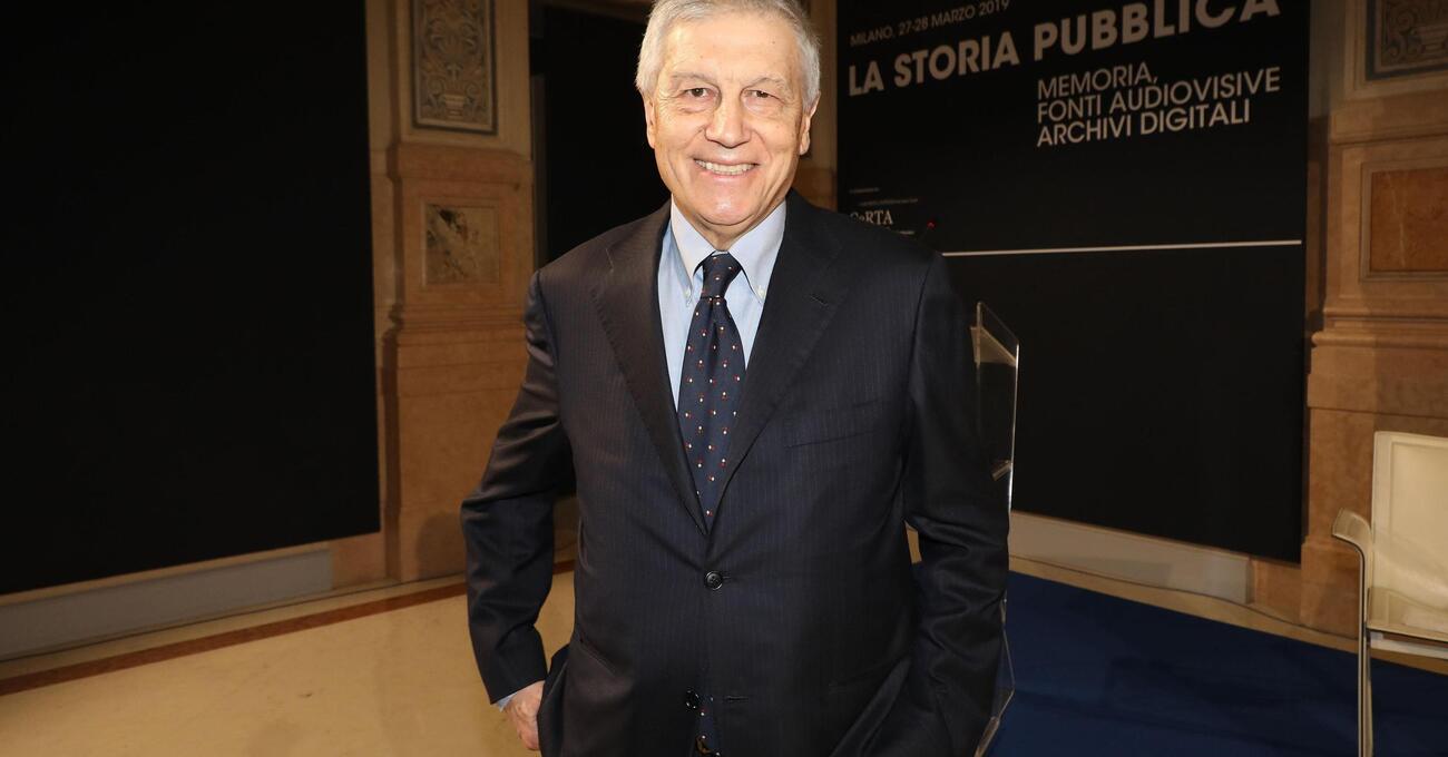 Aldo Grasso definitivo asfalta la Rai: &ldquo;Direzione Intrattenimento inesperta, le case di produzione le rifilano fondi di magazzino&rdquo;