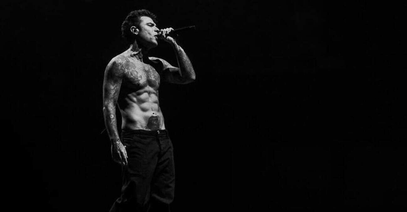Le polemiche sul sold out? Al Forum di Assago Fedez smentisce gli invidiosi. &Egrave; lui (nel bene e nel male) il narratore di questa Italia. La sua forza? Le fragilit&agrave;, che sono anche le nostre