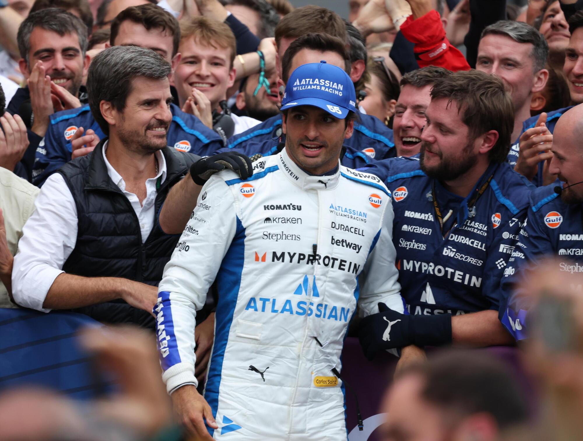 Carlos Sainz festeggia con la Williams il podio