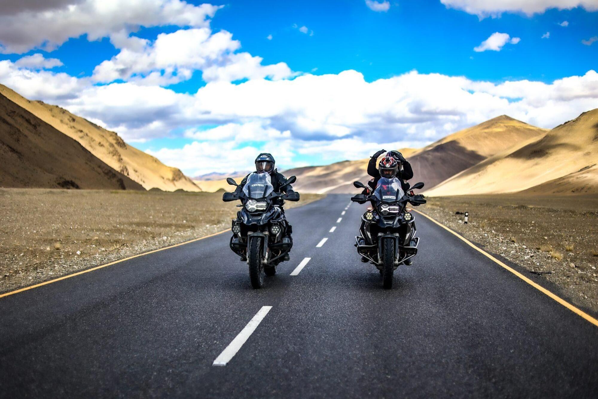 &quot;In moto il viaggio stesso &egrave; l&#039;unica vera costante&quot;