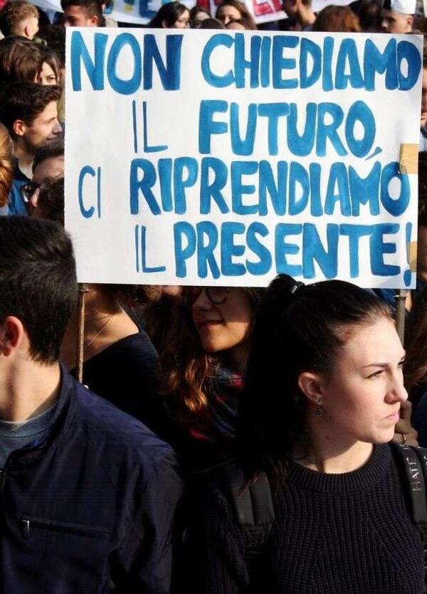 Basta con la &quot;vita lenta&quot; del Sud! Ecco perch&eacute; Instagram fa violenza al Mediterraneo (e De Martino aveva torto)