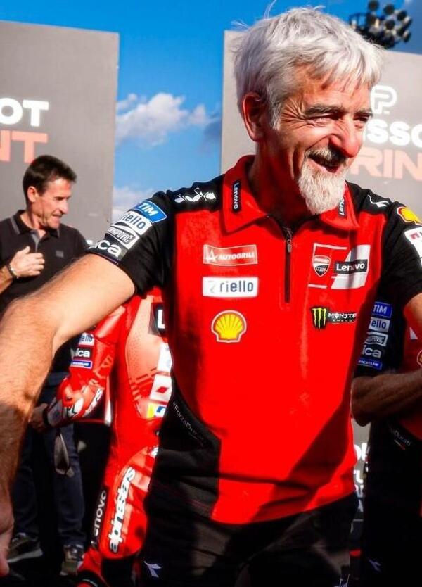 Ascoltate Gigi Dall’Igna su Marc Marquez, “scelte o rinunce” e “il 2015”. Ma non chiedete a quel diavolaccio cosa è successo alla Ducati di Pecco Bagnaia