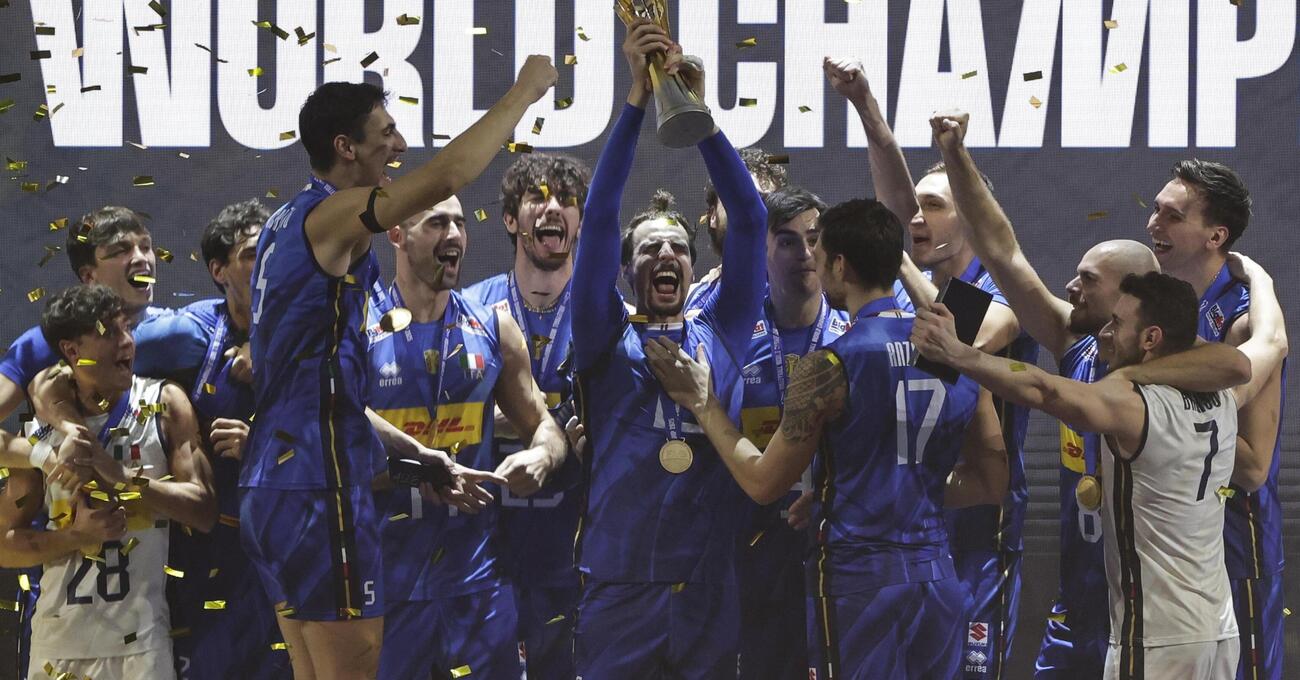 Spacchiamo! Gli azzurri vincono i Mondiali di volley per la seconda volta consecutiva, il ct Fef&egrave; De Giorgi: &quot;Ragazzi speciali&quot;