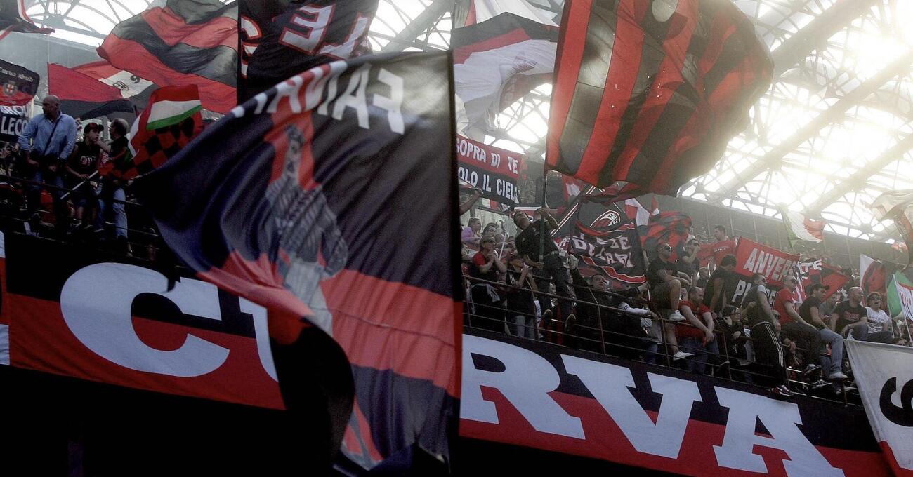 I Banditi della Sud contro i tifosi del Napoli: &ldquo;Sono dei quaquaraqu&agrave;&rdquo;. E i milanisti invocano i valori ultras. Ma come fanno a parlarne senza prendere le distanze da Lucci, Hagag e dai vecchi leader?