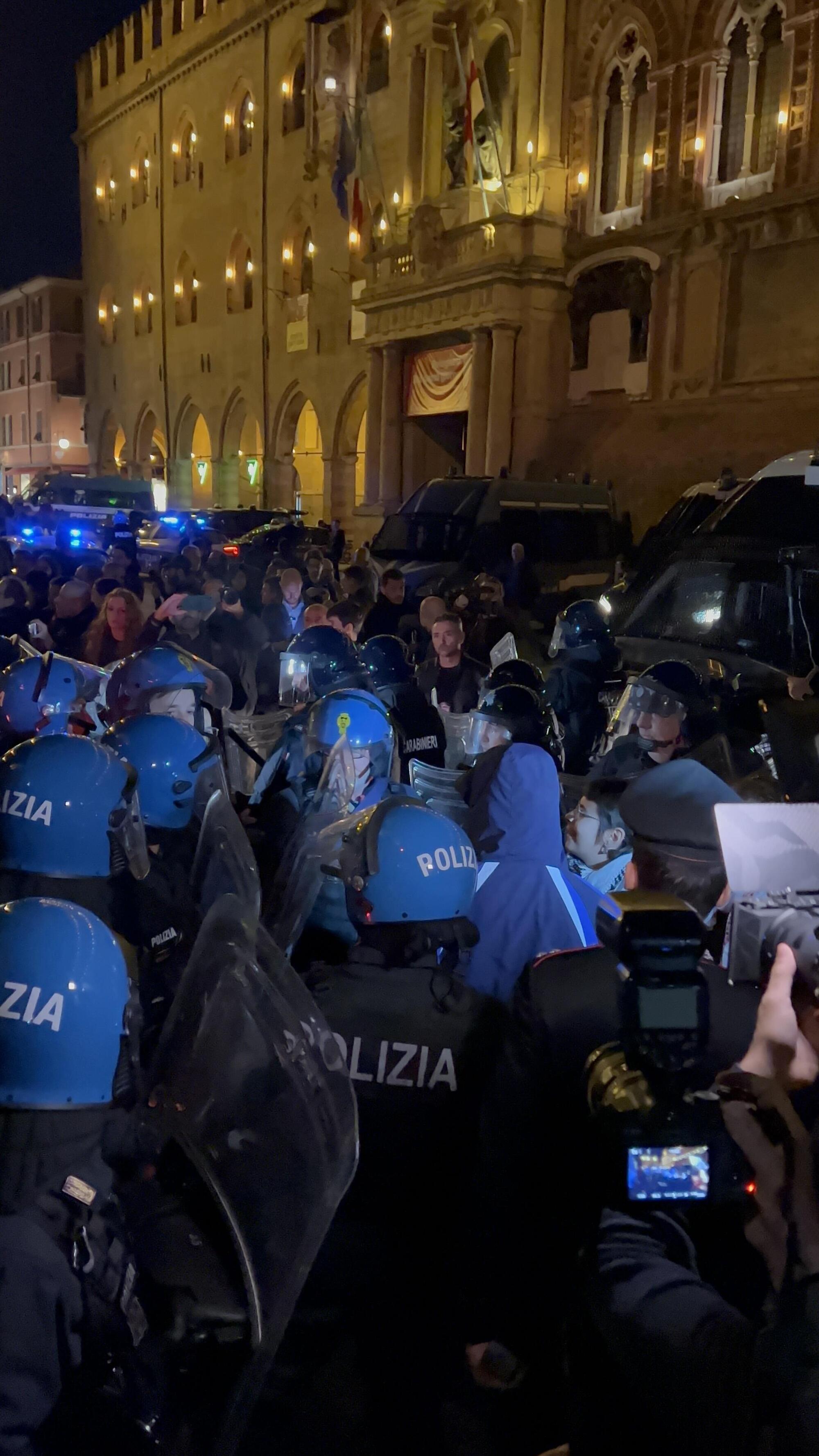 Le immagini della manifestazione di Bologna
