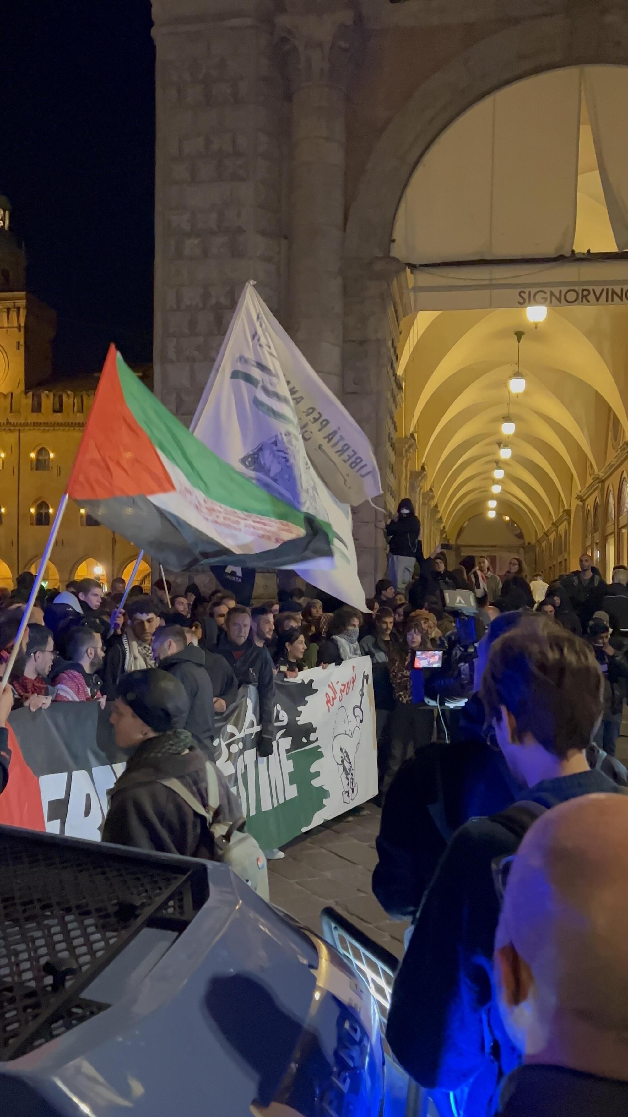 Le immagini della manifestazione di Bologna