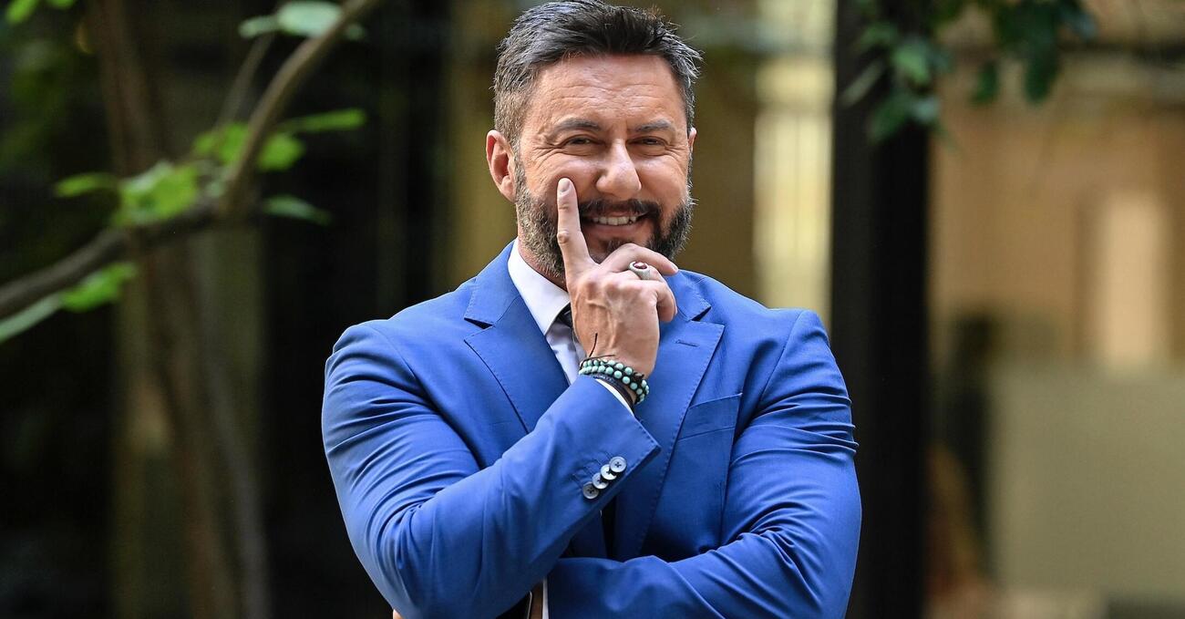La deriva del calcio moderno. L&rsquo;inchiesta Doppia Curva, gli ultras e i club, i soldi e le scommesse: l&rsquo;intervista a Federico Ruffo, dalla &lsquo;ndrangheta a San Siro alle plusvalenze. E la Seria A in Australia&hellip;