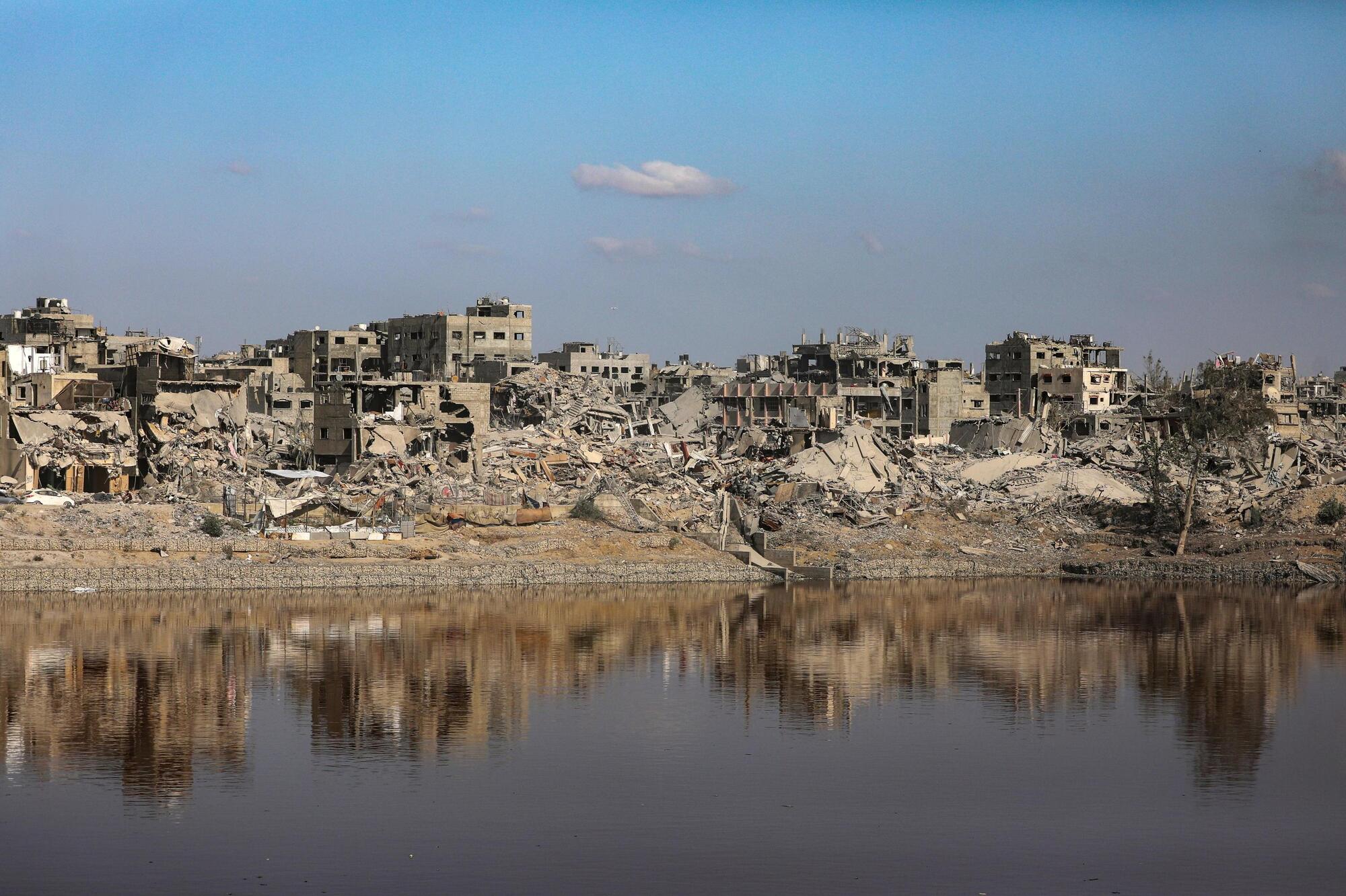 Gaza city completamente distrutta dopo due anni di guerra. Chi la ricostruir&agrave;?