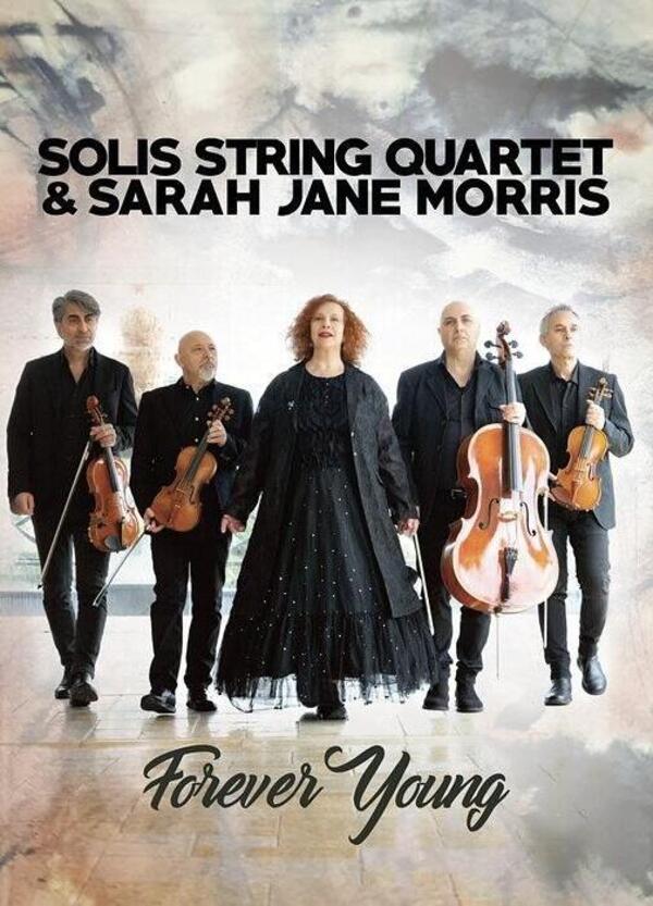 Siamo stati alla presentazione di Forever Young, il nuovo album di Sarah Jane Morris e Solis String Quartet, e ci siamo abbuffati di calamarata