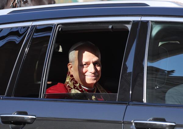 Urina sull&rsquo;altare a San Pietro e Papa Leone XIV vuole la messa riparatoria, ma il problema &egrave; il turismo nelle chiese (e non baster&agrave; una formula magica)