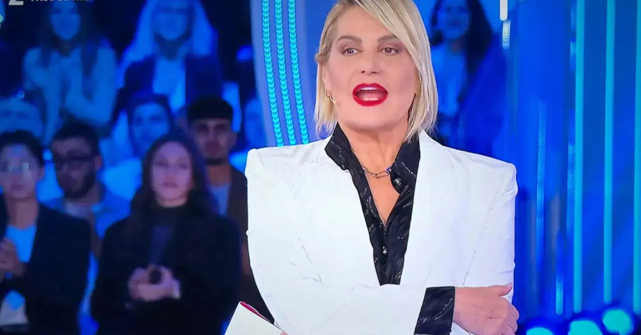 Caro Grande Fratello, &egrave; finita. Rassegnati. L&#039;unica soluzione &egrave; trasformarsi in Hunger Games