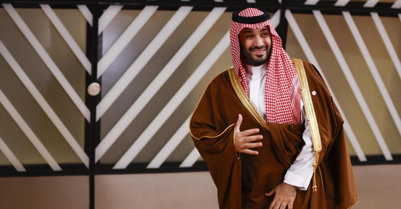 Signori, vi siete accorti che gli arabi ci hanno fatto il cu*lo? Arabia Saudita, Emirati Arabi e Qatar hanno investito nella pace a Gaza al posto nostro. E con il soft power (sport, videogame e turismo)...