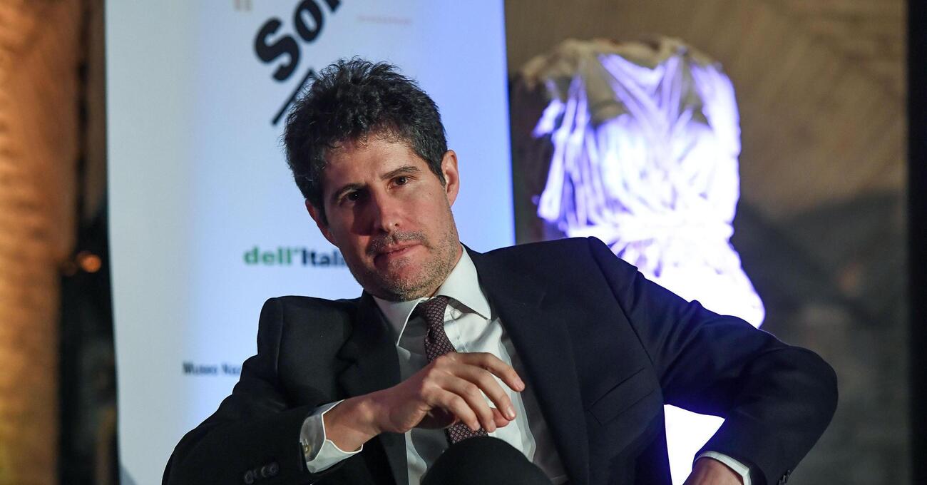 Ma che ci fa Giuliano Da Empoli in copertina sull'Express? L'ex consigliere di Renzi in Francia è un “visionario”. Nel suo ultimo libro (“L'ora dei predatori”) spiega come salvare la democrazia. Perché l'Italia non lo ascolta?