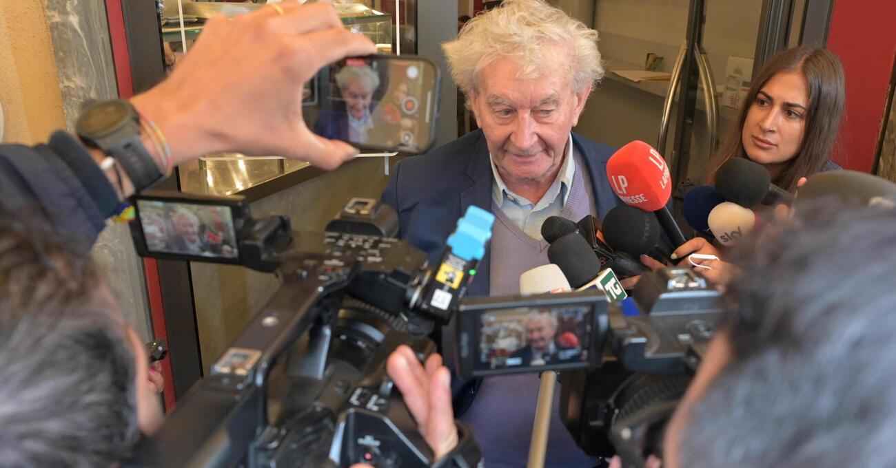 Delitto di Garlasco, Lovati rivede Corona e va a bomba anche sulla Meloni: &ldquo;Una traditrice, fa il saluto del caz*o. &Egrave; da inceneritore&rdquo;. E a Lo Stato delle Cose di Giletti racconta i retroscena sull&rsquo;addio a Sempio: c&rsquo;entrano i soldi?
