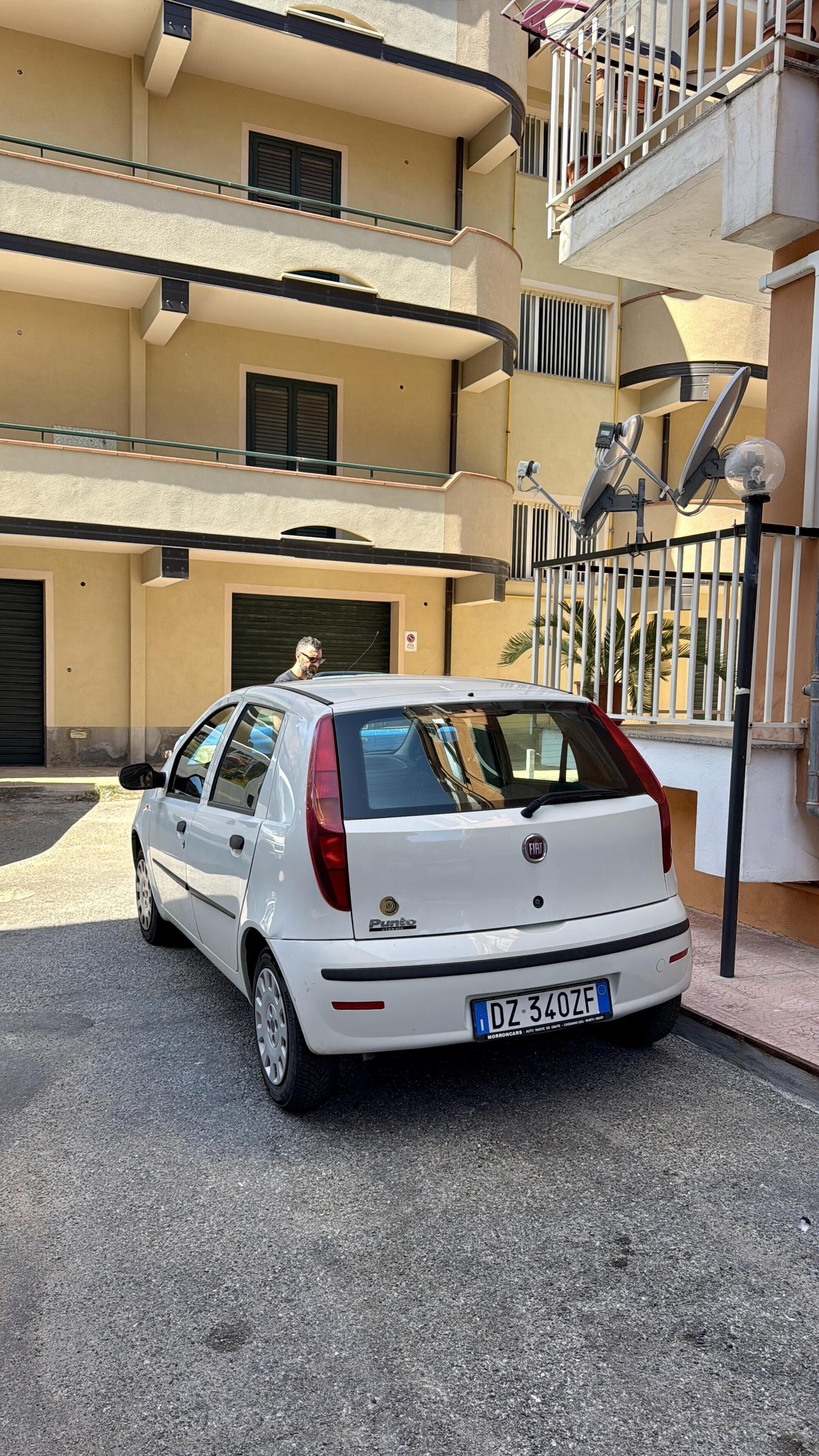 La Punto bianca