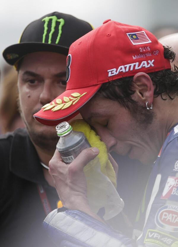 Il documentario su Sepang 2015 tra Rossi e Marquez prodotto dalla MotoGP? Pi&ugrave; bravi loro a farlo che voi a lamentarvene