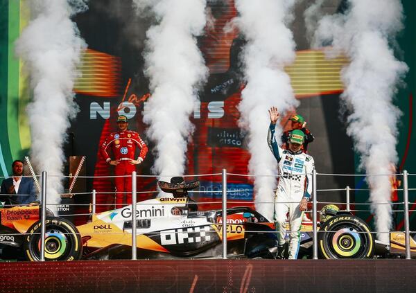 Ma che spettacolo è stata la F1 in Messico? Norris si prende vittoria e Mondiale, Leclerc è magico (e fortunato). Verstappen e Piastri raddrizzano il weekend, Kimi tutto carattere