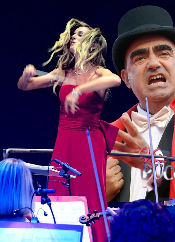 E visto che Beatrice Venezi non va bene al Teatro La Fenice vi lanciamo la candidatura di Elio con Fulvio Abbate