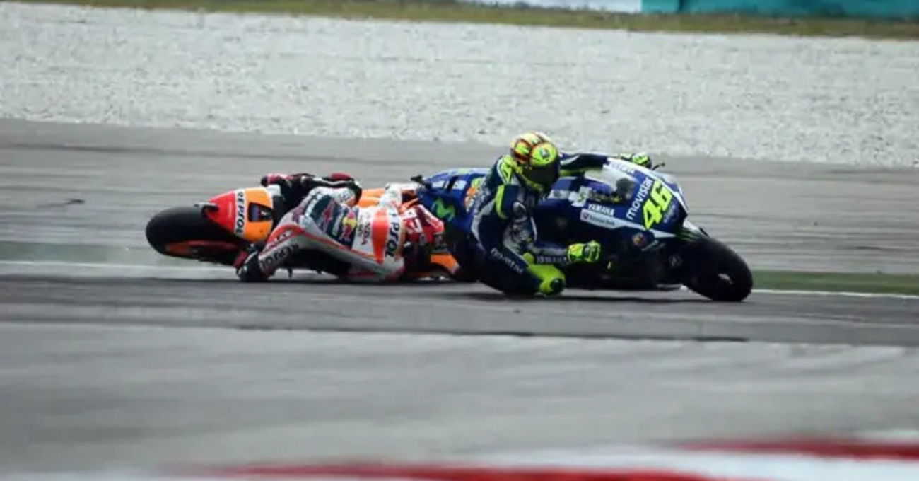 Rossi vs Marquez e quel documentario sul 2015: che futuro vuoi se racconti il passato così? Pecco Bagnaia ha ragione oltre le sue parole