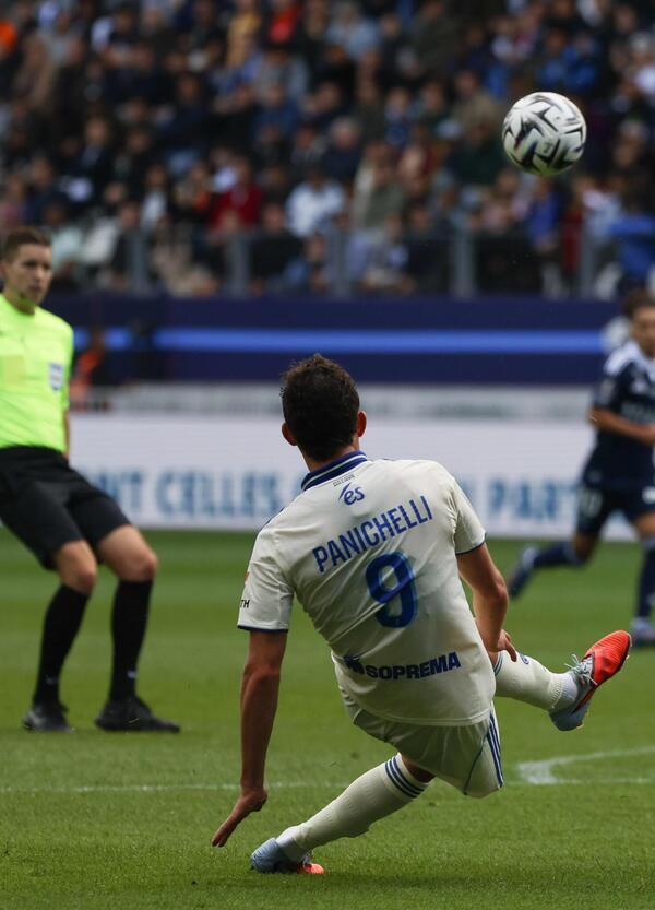 Solo adesso si comincia a parlare di Joaquin Panichelli ma sarà l’attaccante del futuro: questo è il figlio devastante tra Van Basten e Higuain