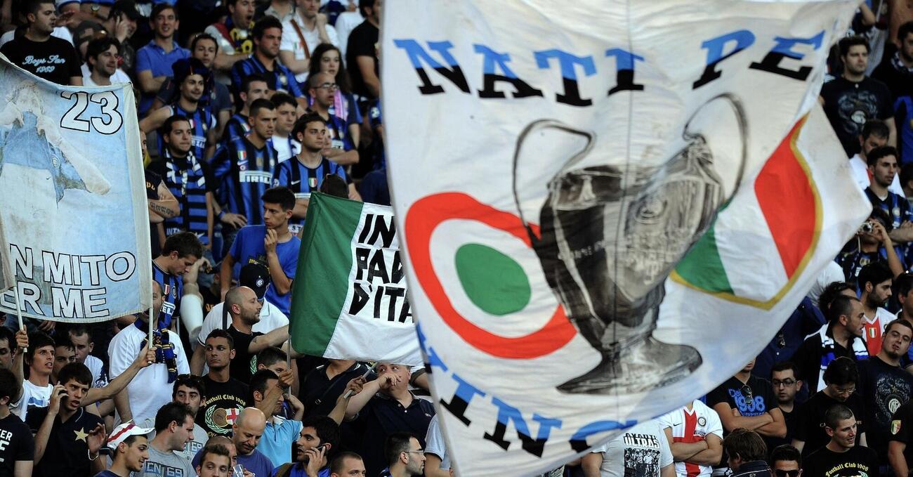 Tre anni fa moriva Vittorio Boiocchi e proprio oggi la curva Nord torna a tifare: coincidenze, voci, celebrazioni fuori da San Siro e il passato che non passa. Mentre la magistratura punta sempre più in alto