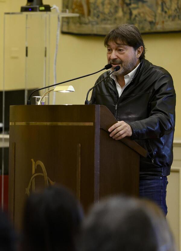 Sul caso di Ghiglia e Report fa tutto molto ridere. È tutto un nomina nomina di politici e il più pulito ha comunque la coda di paglia...