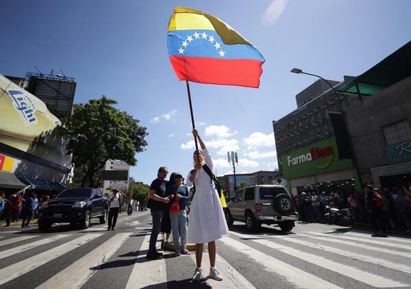 Trump prepara la guerra in Venezuela e a prenderlo in quel posto &egrave; Alberto Trentin che di sicuro non verr&agrave; rilasciato (da Maduro) finch&eacute; tutta questa storia non finir&agrave; 