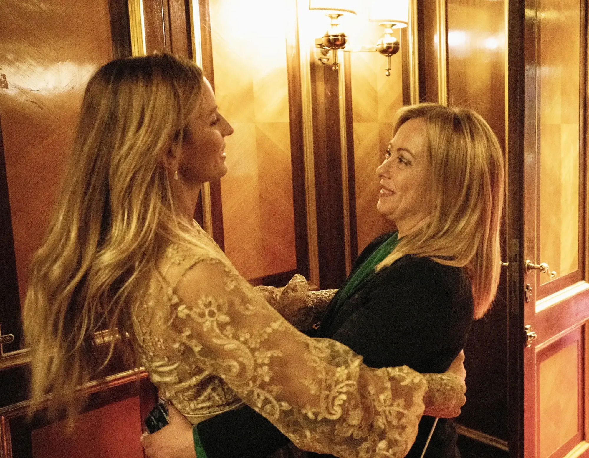 20251101 160737751 1202