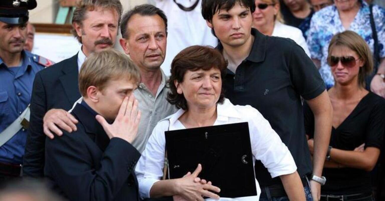 Delitto di Garlasco: l&rsquo;avete capito che Andrea Sempio &egrave; indagato per l&rsquo;omicidio di Chiara Poggi in concorso? In concorso con chi se Alberto Stasi &egrave; innocente?