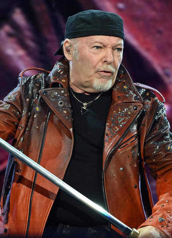 L&rsquo;illusione del genio libero. Discorso sull&#039;impossibile dialettica tra artista e manager